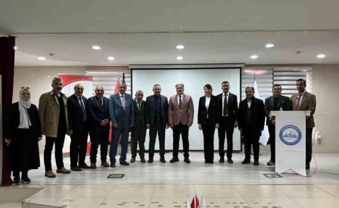 Muradiye’de "Eğitim Yönetiminde Liderlik, Vizyon ve Yönetim Semineri" düzenlendi