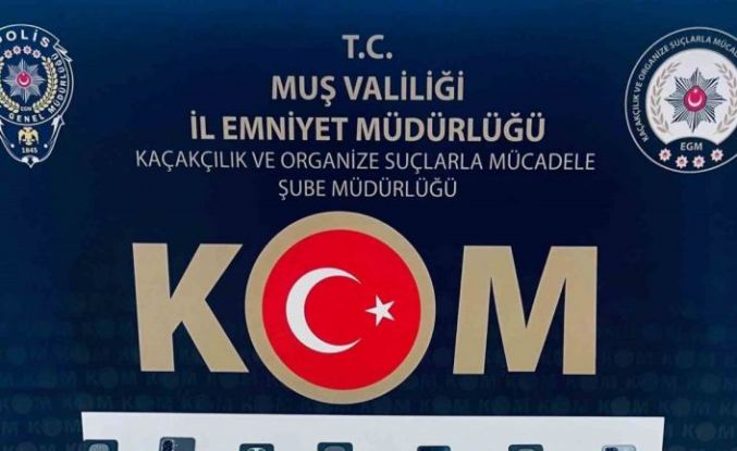Muş’ta 25 adet kaçak cep telefonu ele geçirildi