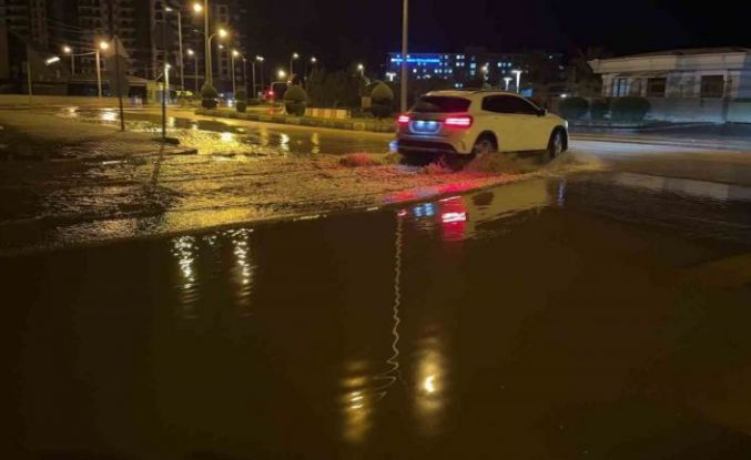 Osmaniye’de gece şiddetli yağmur etkili oldu