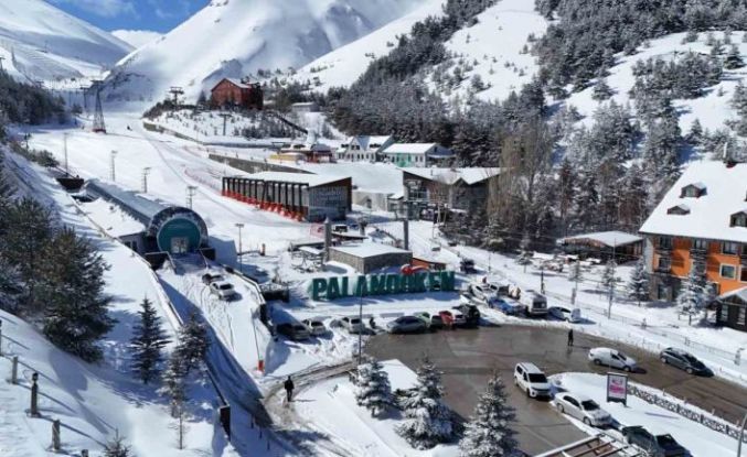 Palandöken Kayak Merkezi’nde görsel şölen