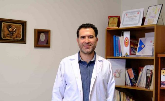 Prof. Dr. Koçkaya: "Sokak hayvanlarına karşı sorumluluklarımız var"