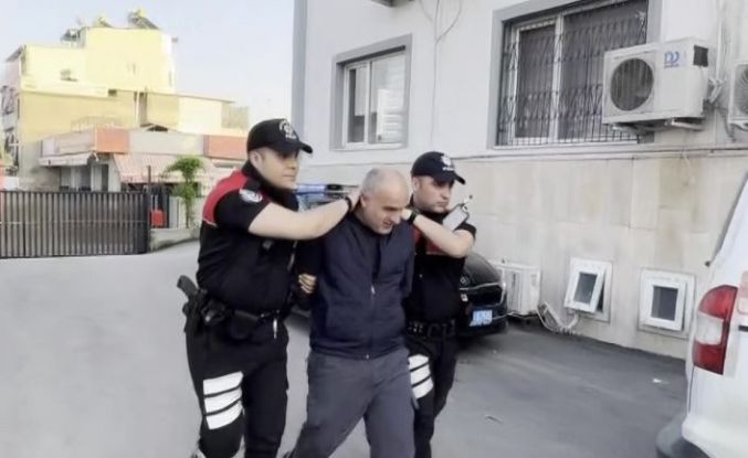 Sahipsiz köpeği sopayla döven şahıs gözaltına alındı