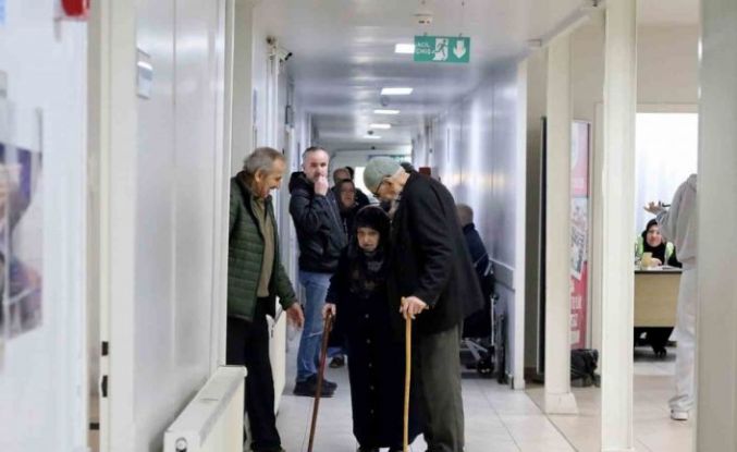 Sakarya’da 30 yıllık evli çiftlere ücretsiz sağlık taraması hizmeti