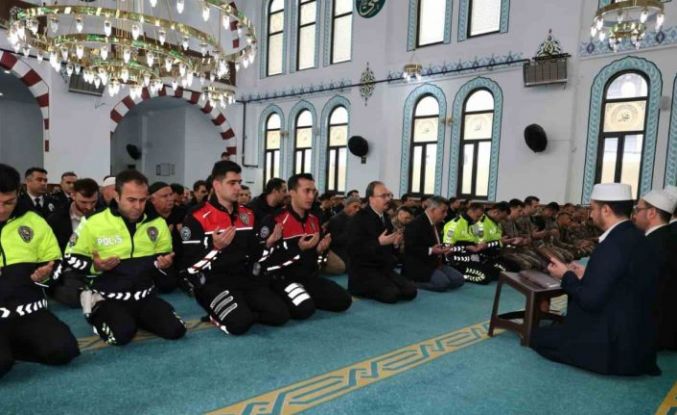 Siirt’te şehitler için mevlit okundu