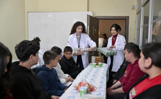 Silifke’de aşhaneden her gün yüzlerce kişiye sıcak yemek desteği