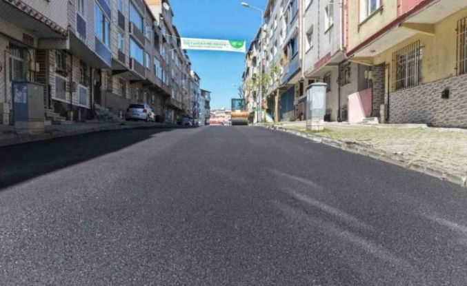 Sultangazi’de asfalt çalışmaları sürüyor