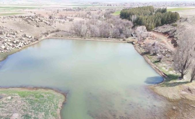 Tomarza’da yağışlar barajları doldurdu, çiftçinin yüzü güldü