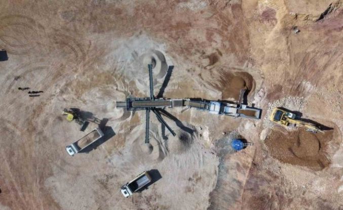 Tunceli’de 120 kilometrelik sıcak asfalt hedefi için dev tesis kuruldu