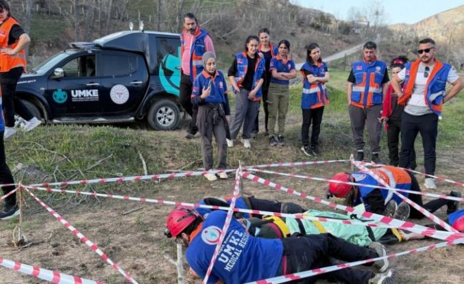 Tunceli’de 21 sağlık personeli UMKE eğitimini tamamladı