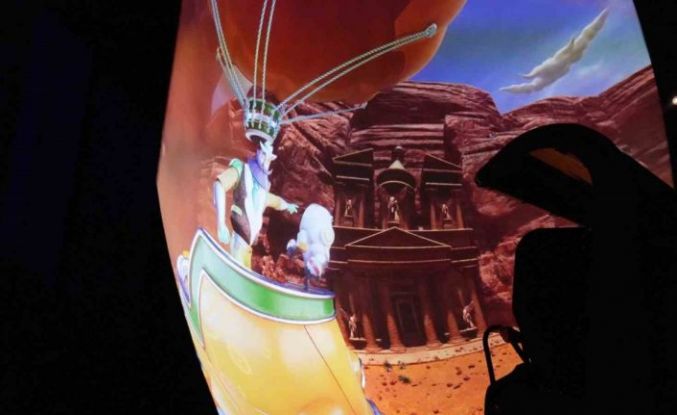 Türkiye’de ilk: Uçan sinema vatandaşların ayağını yerden kesti