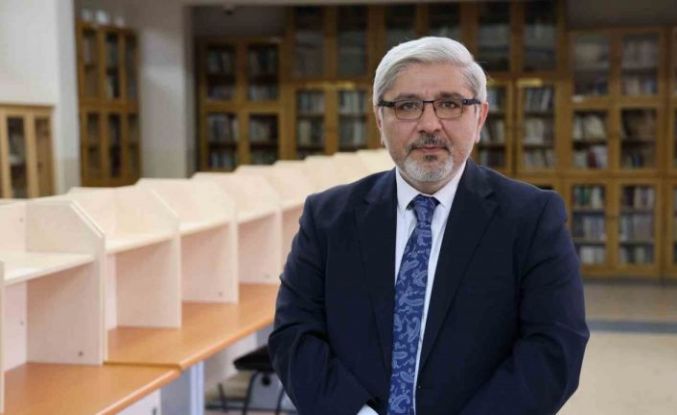 Uzmanı uyardı:  "Kişisel veriler, mahrem bilgiler yapay zekayla paylaşılmamalı"