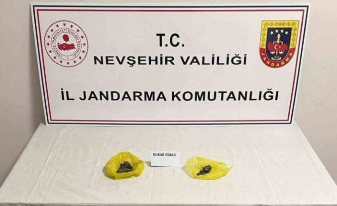 Yol kontrolünde uyuşturucu yakalandı