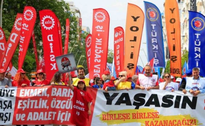 Antalya’da 1 Mayıs coşkusu