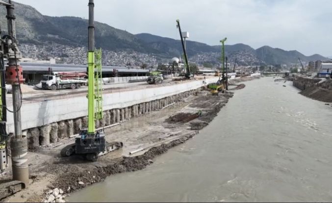 Asi Nehri ıslah ve taşkın önleme projesinde çalışmalar sürüyor