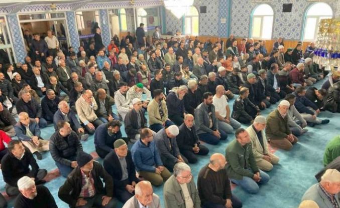 Dazkırı’da cami temeli atılıp, hacı adayları bilgilendirildi