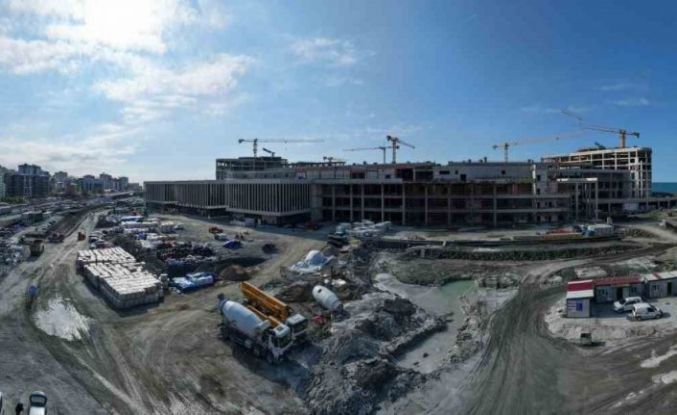 Dev sağlık tesisi hız kesmeden devam ediyor
