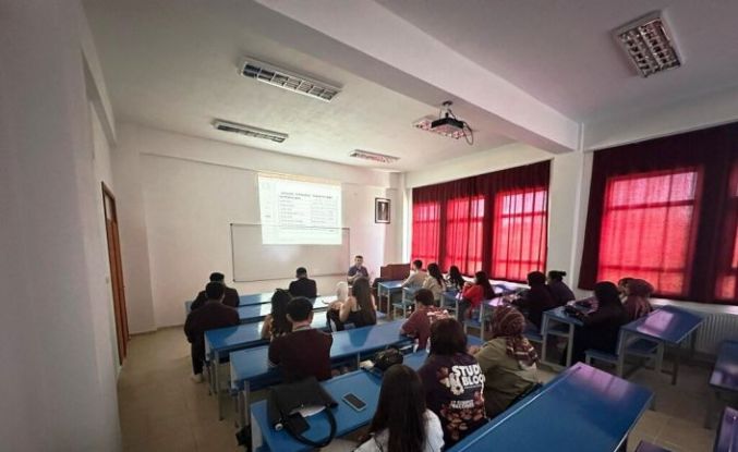 Hisarcık MYO’da "Danışman-Öğrenci Paylaşım Saatleri" etkinliği