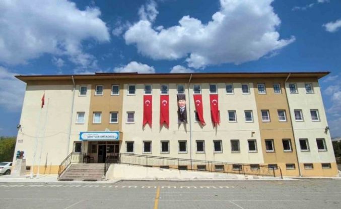 Hisarcık Şehitler Ortaokulu e-Twinning Okulu oldu