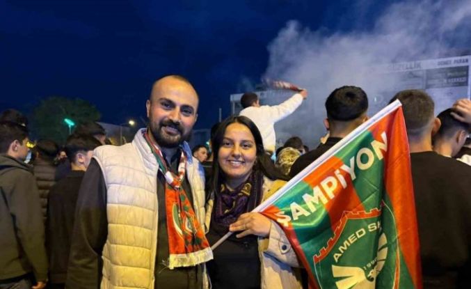 Iğdır sokaklarında Amed Sportif Faaliyetler taraftarından Süper Lig sevinci