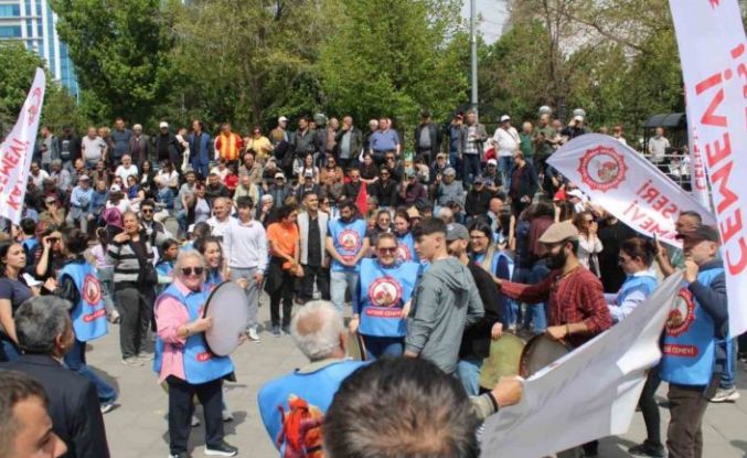 Kayseri’de 1 Mayıs halaylarla kutlandı