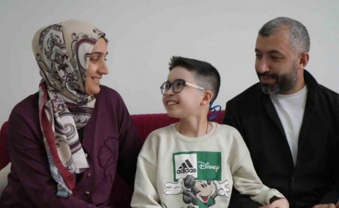 Ölümcül DMD hastalığıyla mücadele eden Ahmet Sami kendisine uzanacak yardım elini bekliyor