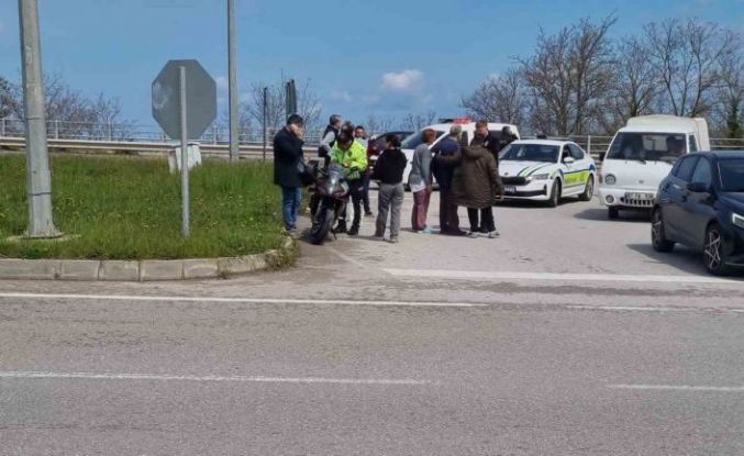 Sinop’ta motosiklet ile otomobil çarpıştı: 1 yaralı