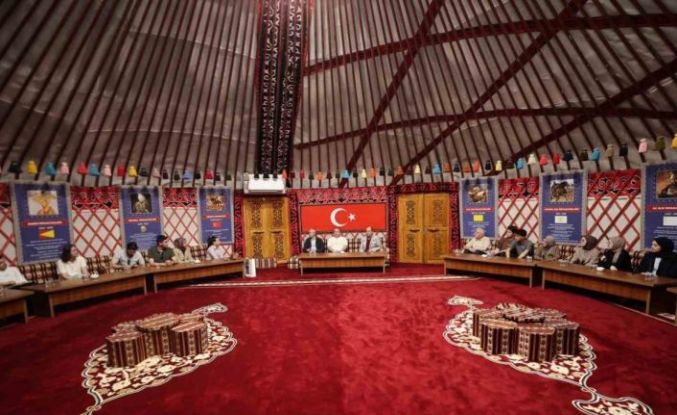 Tahmazoğlu Ankara Üniversitesi öğrencileri ile bir araya geldi