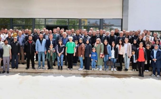 Tavas’ta emeğin bayramı sofrada kutlandı; Başkan Tatıl’tan anlamlı buluşma