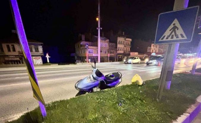 Tavşanlı’da motosiklet devrildi: 3 yaralı