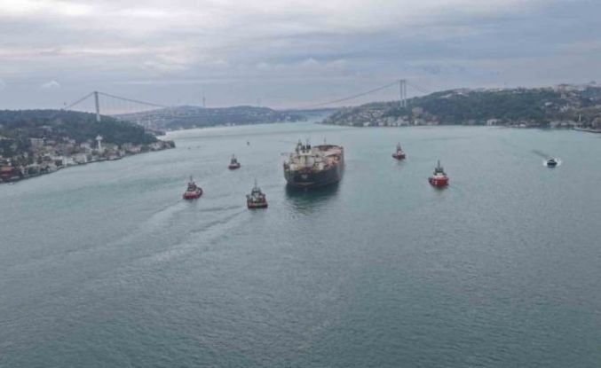 İstanbul Boğazı’nda kritik geçiş: "Nelsa" tankeri nedeniyle gemi trafiği kapatıldı