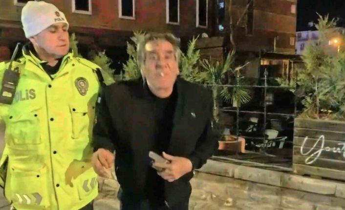 2.14 promil alkolle yakalandı: Gazeteciye el sallayıp yüzüne tükürdü