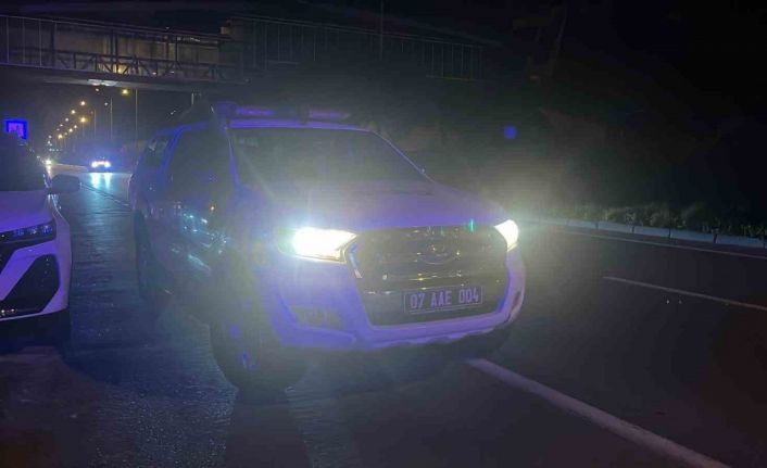 Alanya’da kayalıklardan düşen şahsı, itfaiye ve AFAD ekibi kurtardı