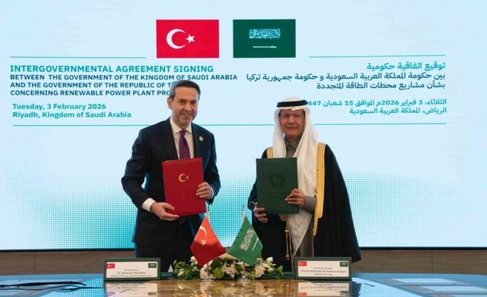 Bakan Bayraktar: "Türkiye’de bugüne kadar gördüğümüz en düşük fiyatla elektriği alacağız"