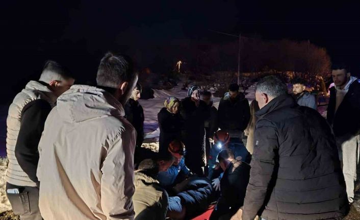 Bingöl’de trafik kazası: 3 Yaralı