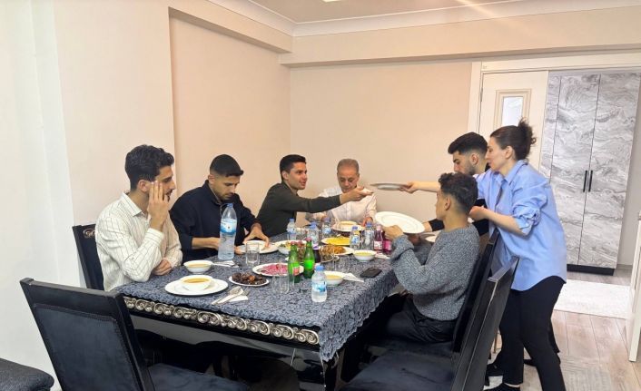 Erzincan’da "Gurbetteki Ailem" projesi ile Ramazan sofralarında sıcak buluşma
