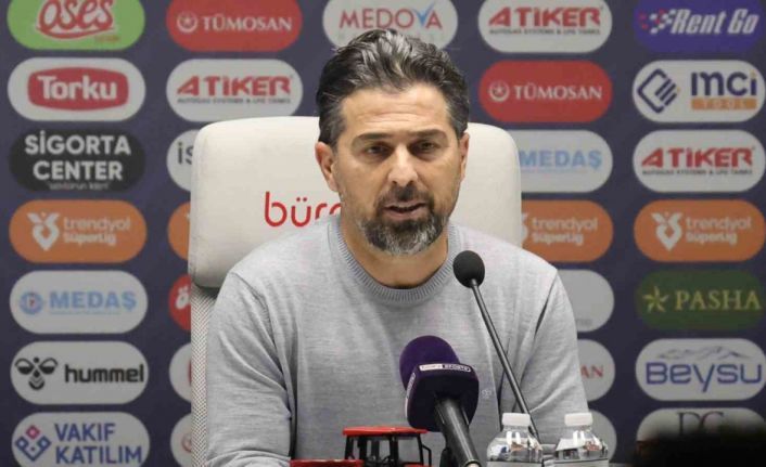 İlhan Palut: "Her şeyden önce bizim için 3 puan çok önemli oldu"