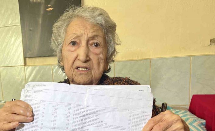 İzmir’de 85 yaşındaki anneannesini dolandırdığı iddia edilen torun ve suç ortağı tutuklandı