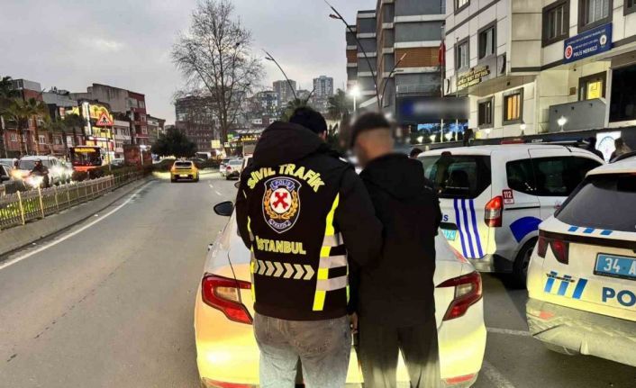 Kağıthane’de trafik güvenliğini tehlikeye düşüren sürücüye 83 bin TL ceza