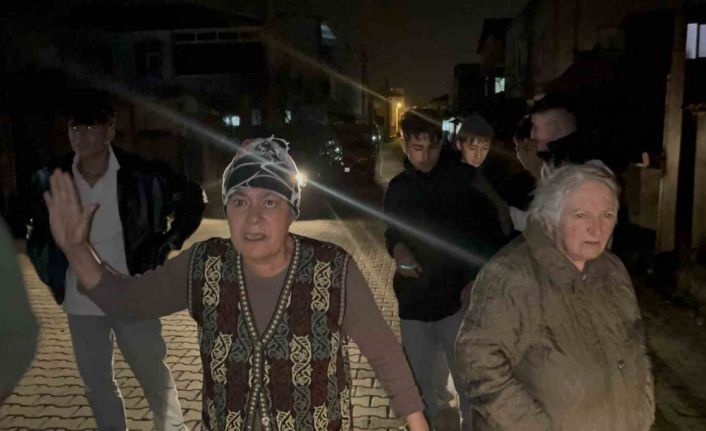 Komşusunun yaktığı mangal bina sakinlerini çılgına çevirdi: "Uçuracak bizi havaya"