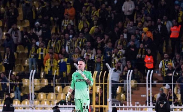 Mert Günok, 3905 gün sonra Kadıköy’de kaleyi korudu