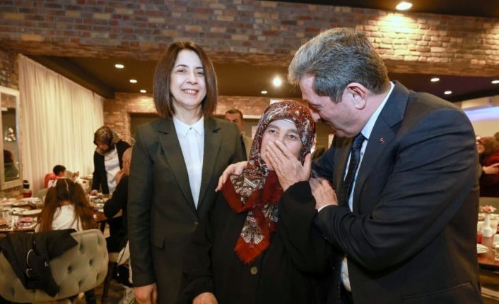 Vali Tavlı: "Ne yaparsak yapalım aziz şehitlerimize şükran borcumuzu layıkıyla ödeyemeyiz"