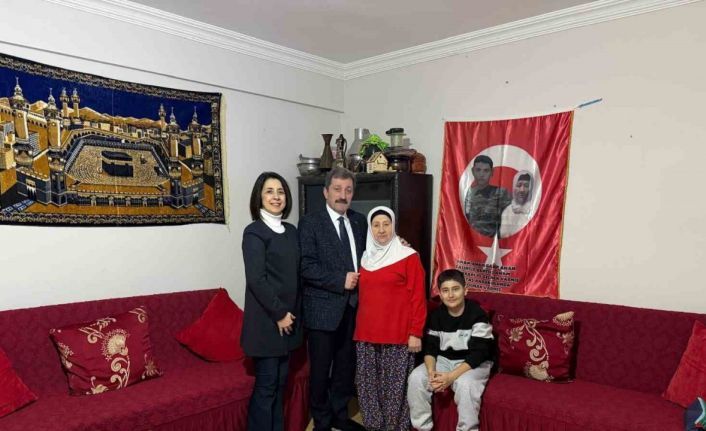 Vali Tavlı, şehit ailesiyle iftar yaptı