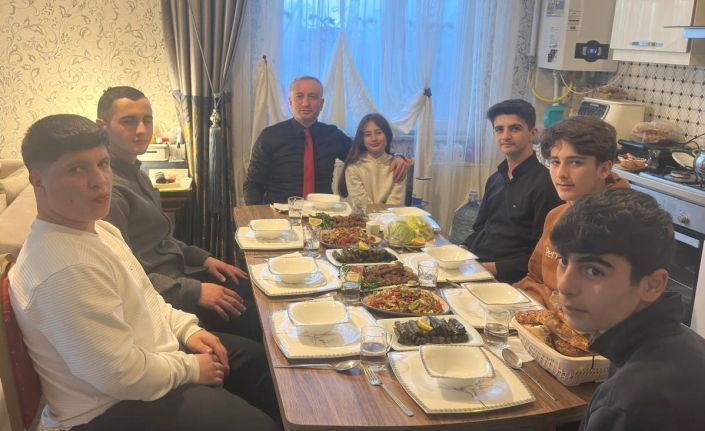 Ağrı Milli Eğitim Müdürü Kökrek’ten öğrencilere iftar