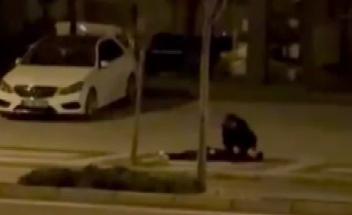 Aynı kıza ilgi duyan 16 yaşındaki akranını bıçaklayarak öldürdü