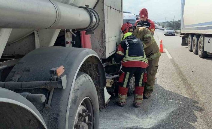 Bandırma’da tanker otomobille çarpıştı: 2 yaralı
