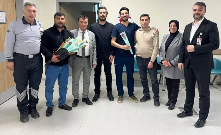 Bayburt’ta sağlık çalışanlarının 14 Mart Tıp Bayramı kutlandı