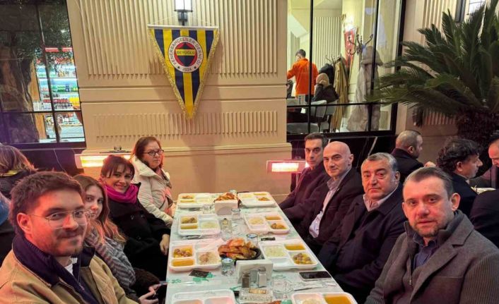 Beyoğlu Fenerbahçeliler Derneği, sokak iftarlarına devam ediyor