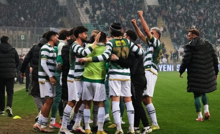 Bursaspor’dan şampiyonluk yarışında kritik galibiyet