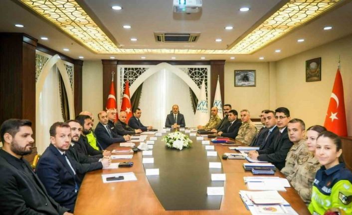 Hakkari’de 805 aranan kişi yakalandı