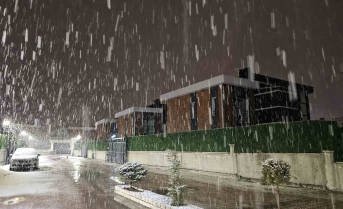 Kayseri’de kar yağışı